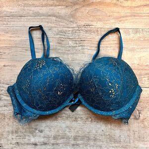 Victoria’s Secret Bombshell Push Up Bra 34B Teal Lace Shimmer Adds 2 Cups Sexy